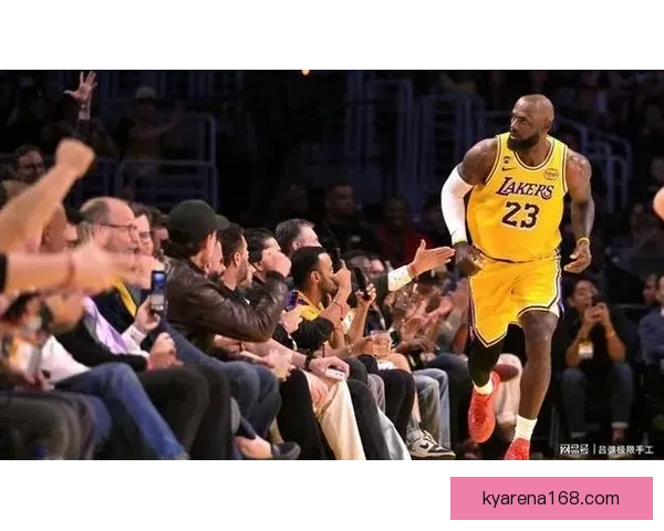 勒布朗三双助湖人轻取奇才迎来三连胜 里夫斯贡献19分9助布朗尼得6分